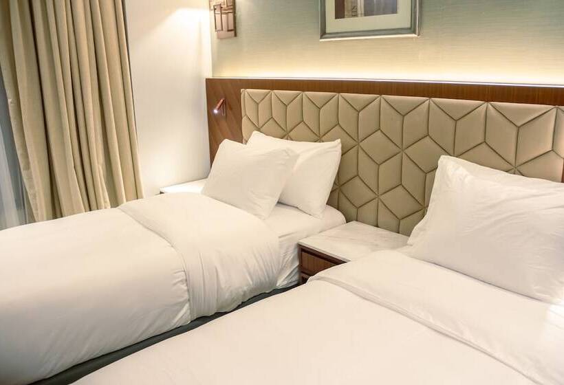 مجموعه ویستا شهر, The Seven