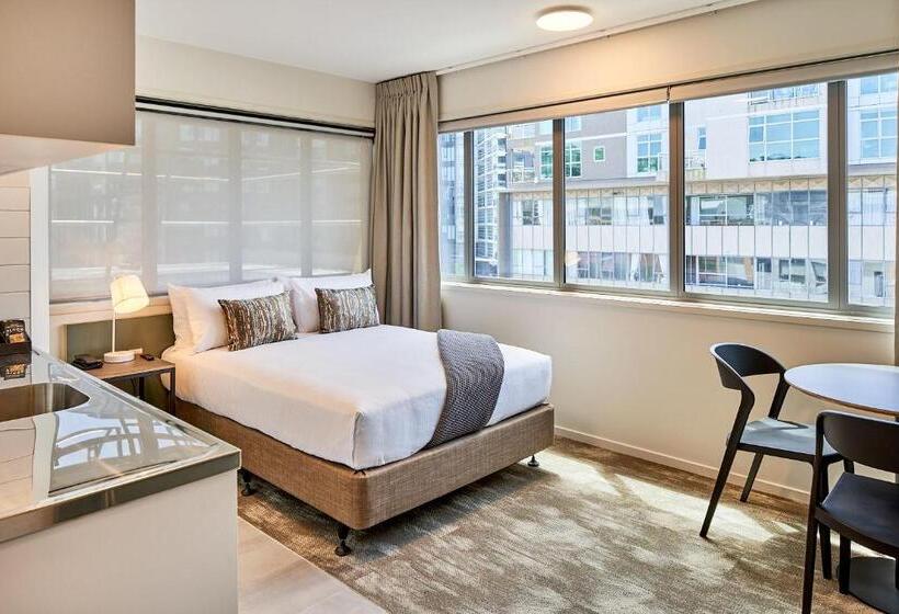 Студия Стандарт, Sojourn Apartment Hotel   Ghuznee