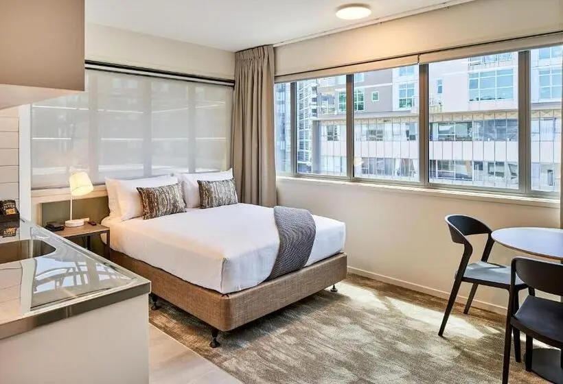 スタンダードスタジオ, Sojourn Apartment Hotel Ghuznee