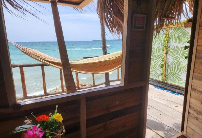 חדר סטנדרט נוף לים עם מרפסת, Baru Jet Set Beach & Hostal