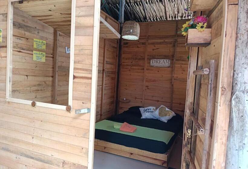 חדר דלוקס צדדי נוף לים, Baru Jet Set Beach & Hostal