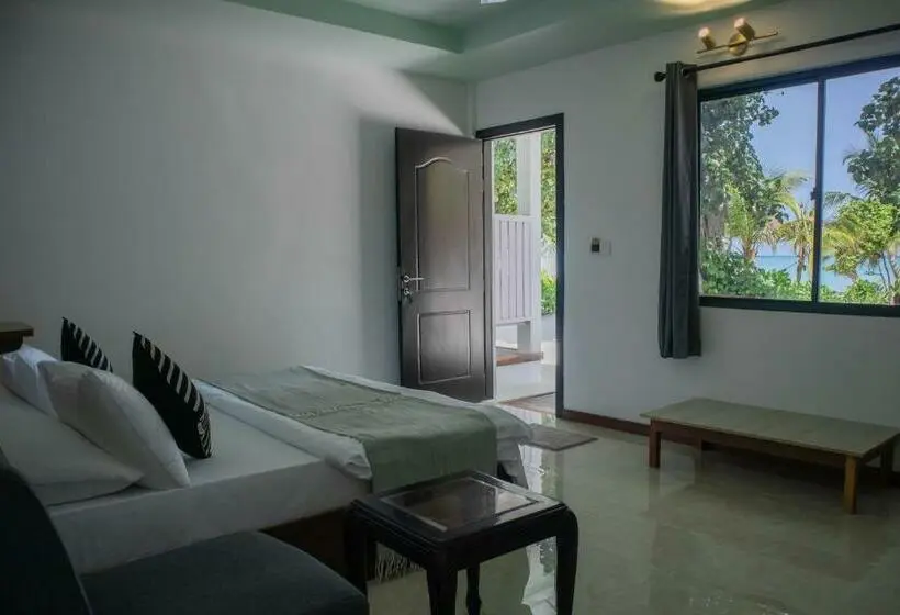 اتاق استاندارد با چشم‌انداز دریا, Clouds Beach Retreat Laamu Gan