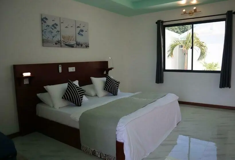 اتاق استاندارد با چشم‌انداز باغ, Clouds Beach Retreat Laamu Gan