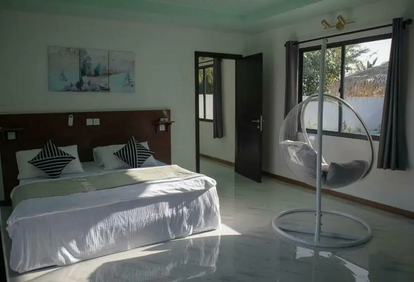 اتاق لوکس خانوادگی, Clouds Beach Retreat Laamu Gan