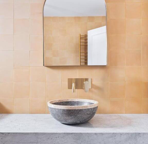 اتاق استاندارد یک تخته با بالکن, Bella Colina I Vintage Hotel 1953