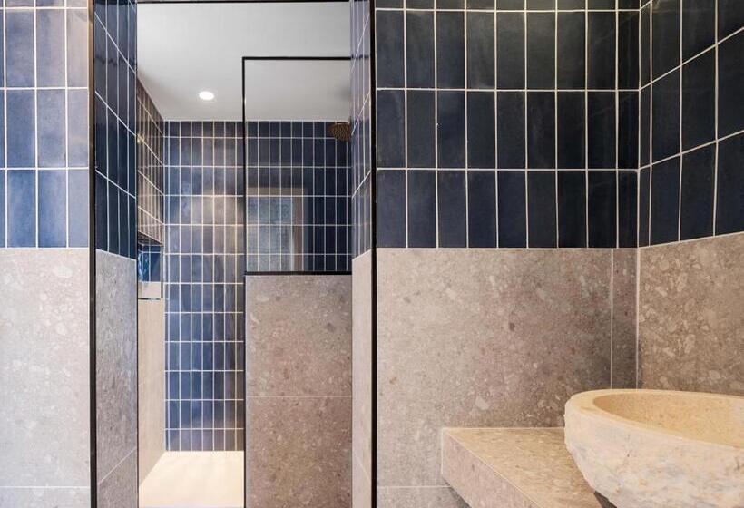 اتاق خانوادگی, Bella Colina I Vintage Hotel 1953