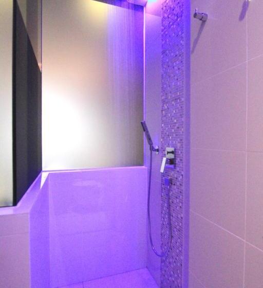 اتاق استاندارد با تخت دو نفره بزرگ, Arton Boutique