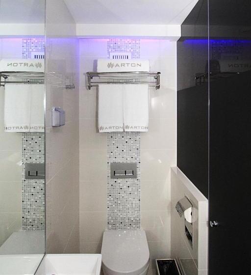 اتاق خانوادگی, Arton Boutique