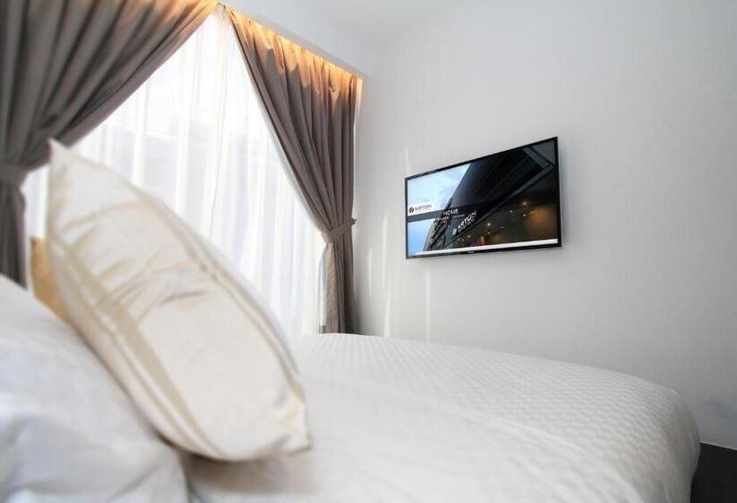 اتاق لوکس با تخت بزرگ, Arton Boutique