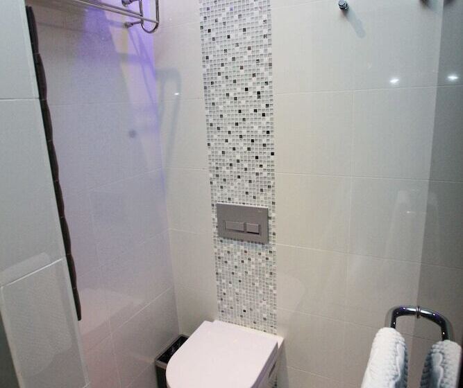 اتاق خانوادگی, Arton Boutique