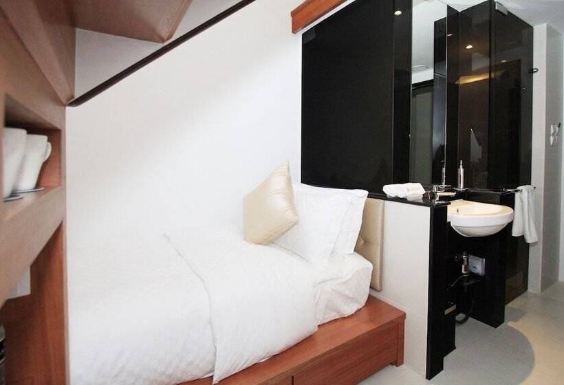 اتاق خانوادگی, Arton Boutique