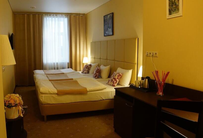 سوییت جونیور, Boris Godunov