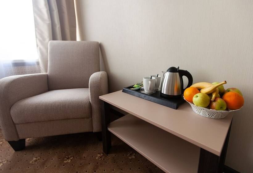 اتاق لوکس, Boris Godunov