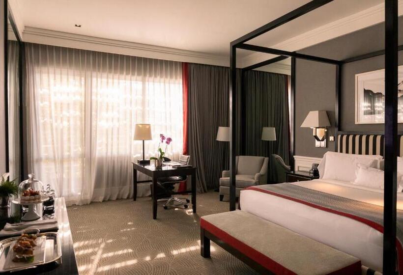 اتاق سوپریور با تخت بزرگ, Cayenacaracas