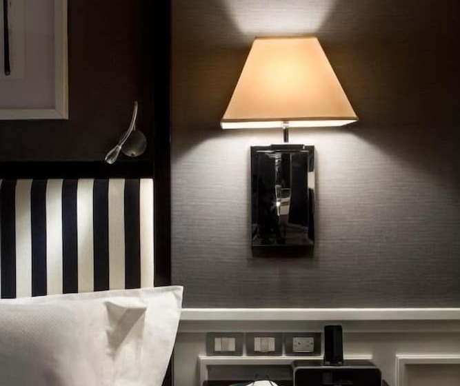 سوییت, Cayenacaracas