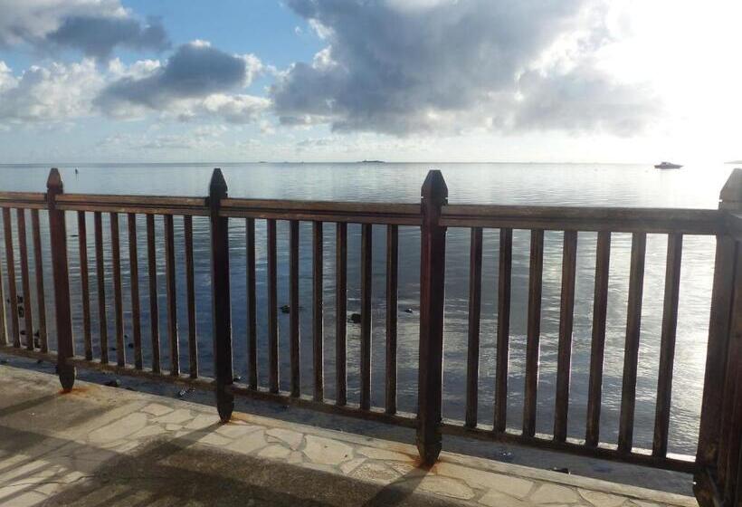 Chambre Standard Vue Mer, Chillpill Guest House