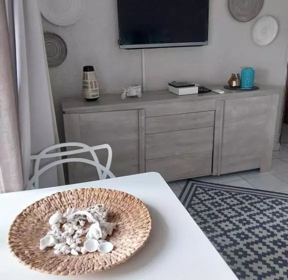 اتاق لوکس, Chillpill Guest House
