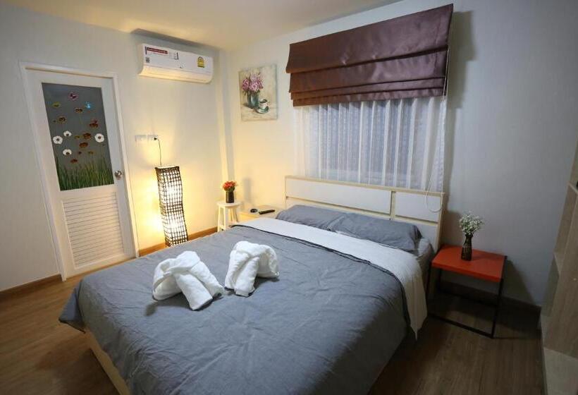 Quarto Estandar, G9 Bangkok