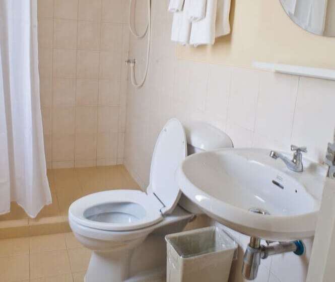 Quarto Estandar, G9 Bangkok