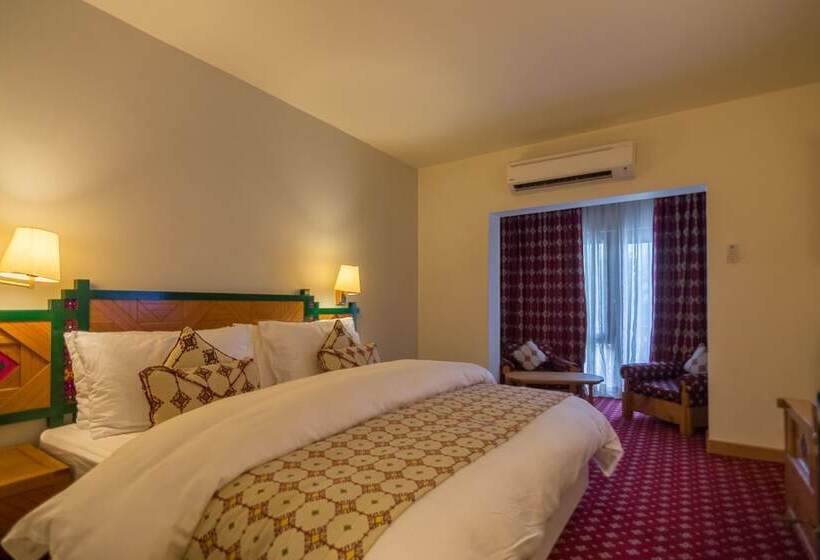 اتاق استاندارد, Gilgit Serena