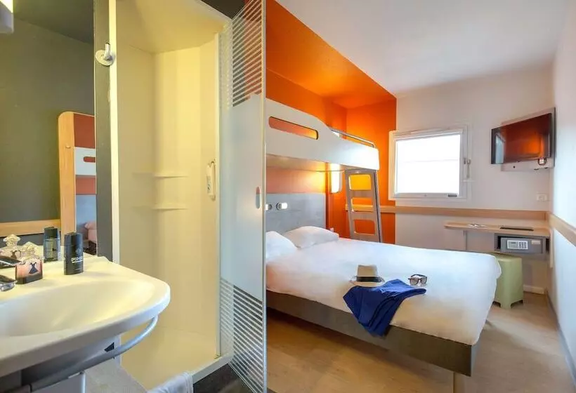 スタンダードトリプルルーム, Ibis Budget Marseille L'estaque