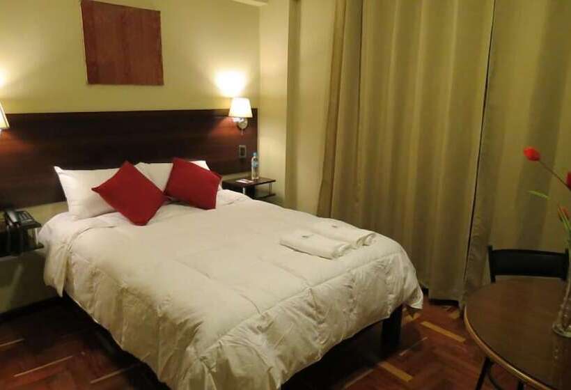 Quarto Estandar, Imagen Plaza Cusco