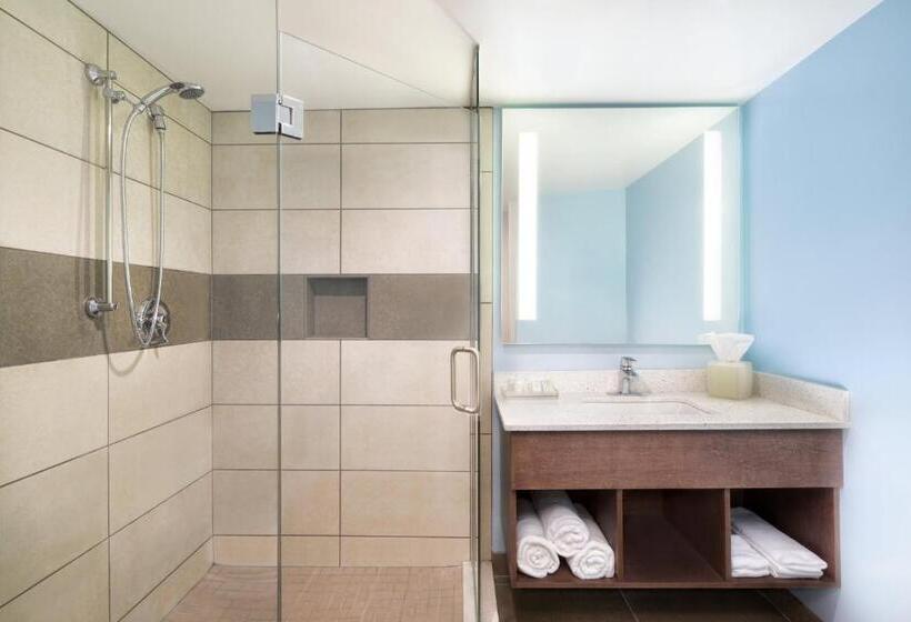 Номер Стандарт 2 Двуспальные Кровати, Indigo Cleveland Beachwood, An Ihg