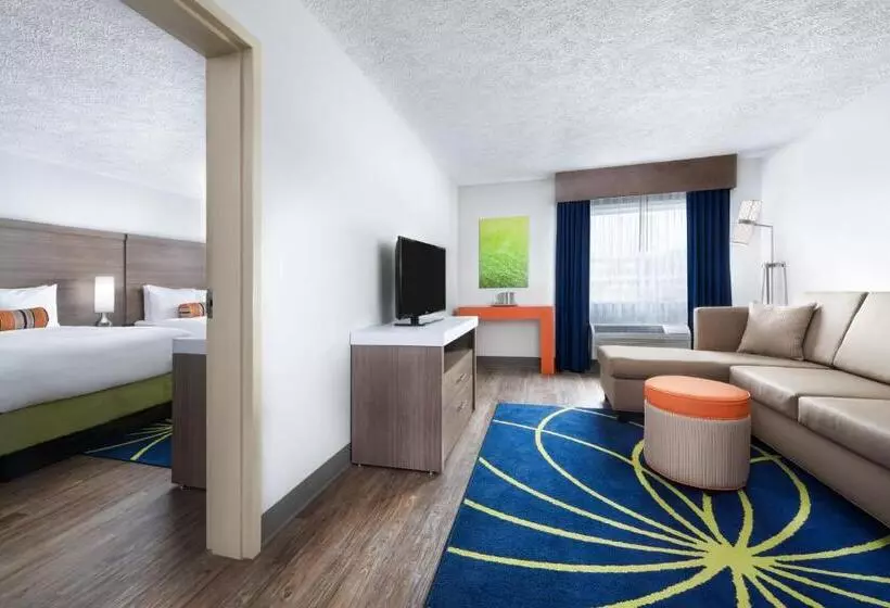 スイート, Indigo Cleveland Beachwood, An Ihg
