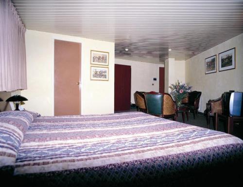سوییت جونیور, Le Crillon