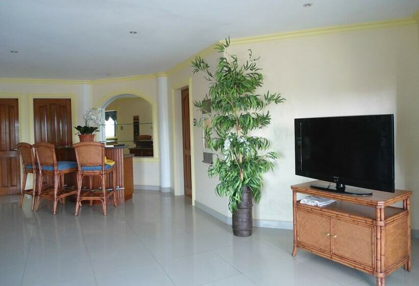 سوئیت دلوکس 2 خوابه, Lingganay Boracay Hotel Resort