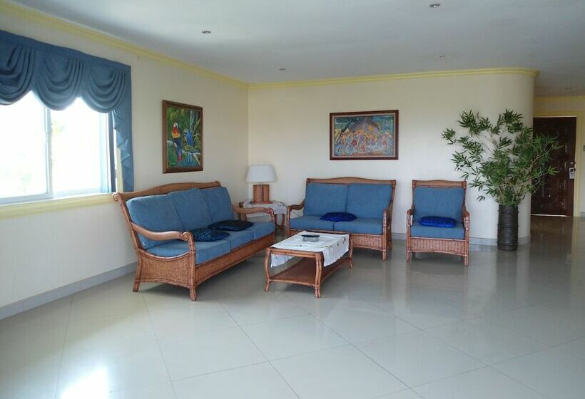 سوئیت دلوکس 2 خوابه, Lingganay Boracay Hotel Resort