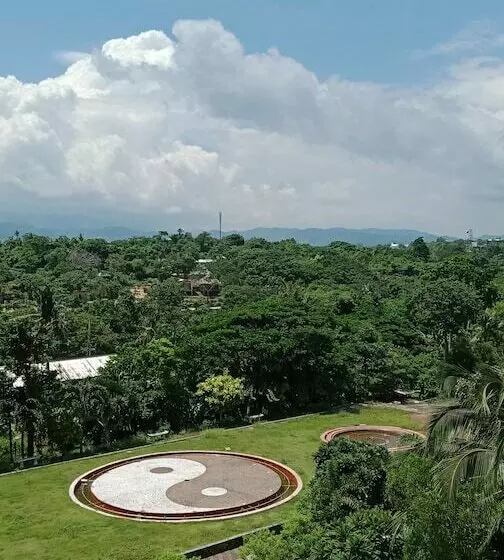 سوئیت دلوکس 2 خوابه, Lingganay Boracay Hotel Resort