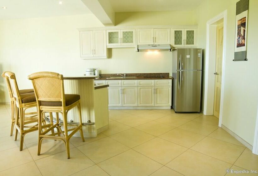 سوییت لوکس, Lingganay Boracay Hotel Resort