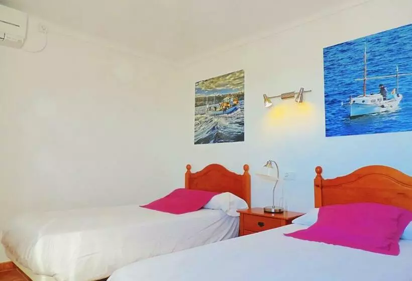 ペントハウス２ベッドルームアパート, Marblau Hostal