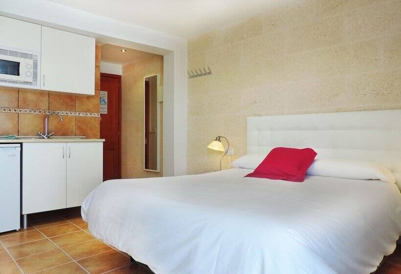 Студия Стандарт, Marblau Hostal