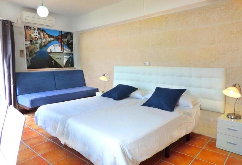 استودیوی استاندارد, Marblau Hostal