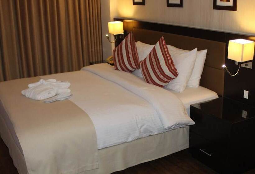 اتاق لوکس با چشم‌انداز استخر, Oryx Hotel Aqaba