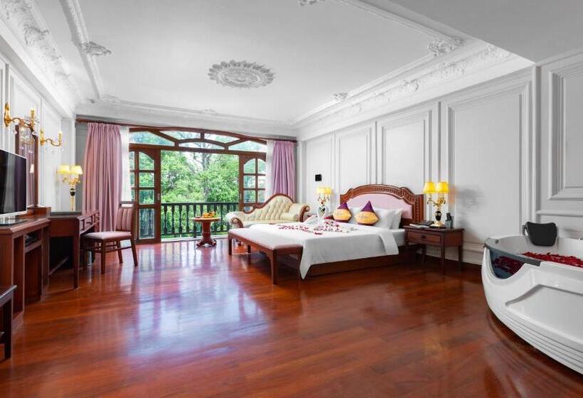 スイート, Regency Angkor