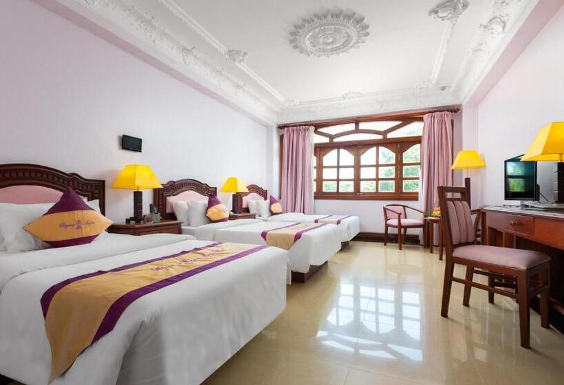 デラックストリプルルーム, Regency Angkor