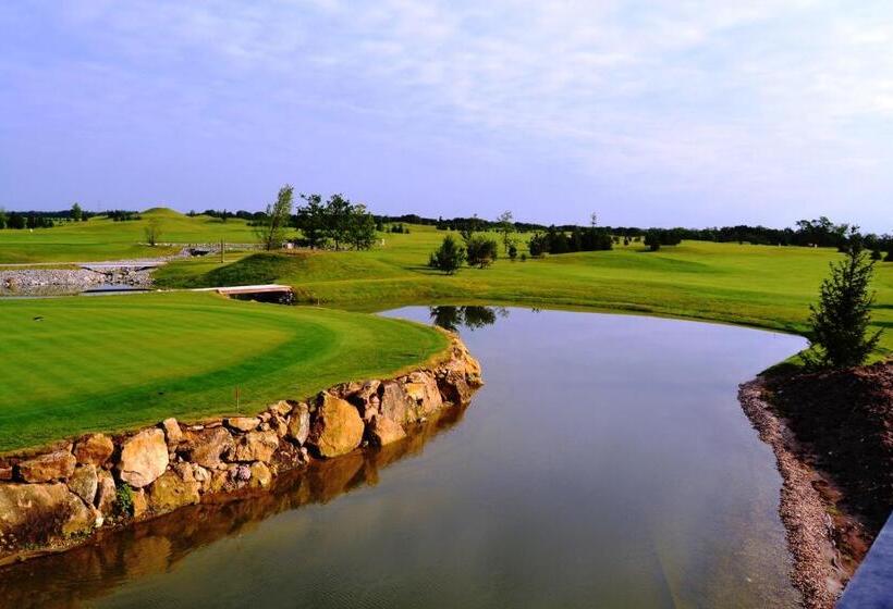 اتاق استاندارد با بالکن, Sand Martin