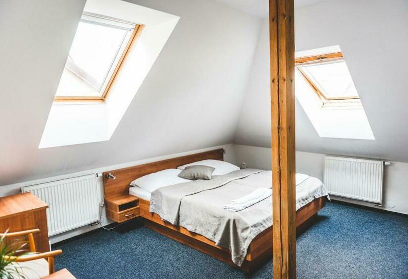 标准间, U české Koruny