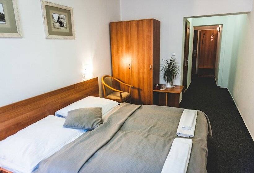 标准间, U české Koruny