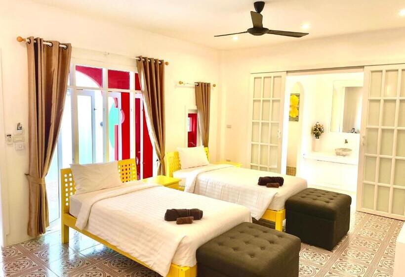 Номер Deluxe, Watercolours