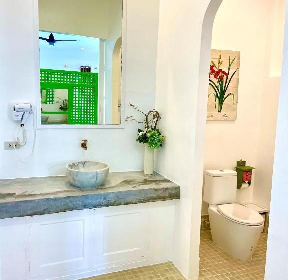 Номер Deluxe, Watercolours