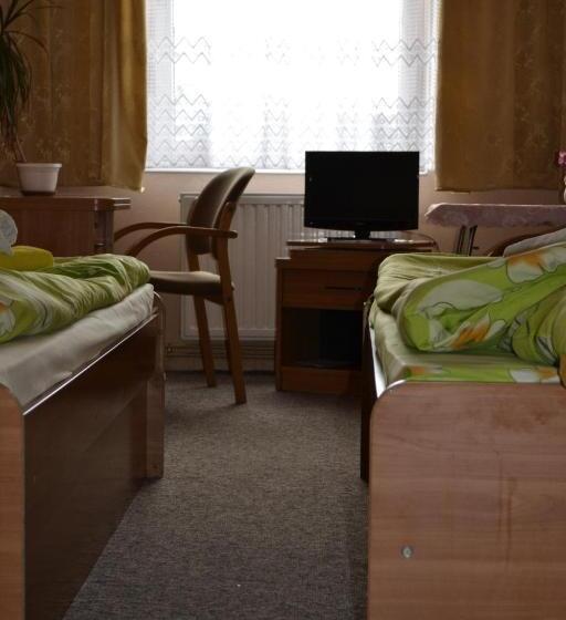 Номер Стандарт, Zajazd Maxim