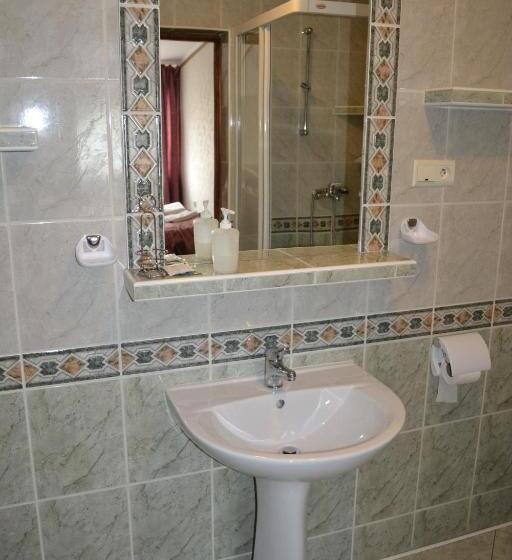 침실 1개 아파트, Zajazd Maxim