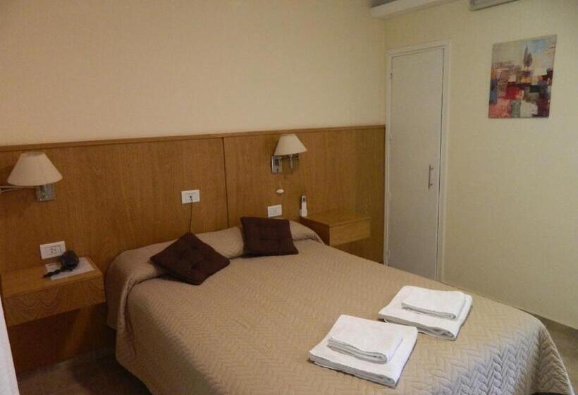 Номер Стандарт, Motel A.c.a. Cipolletti