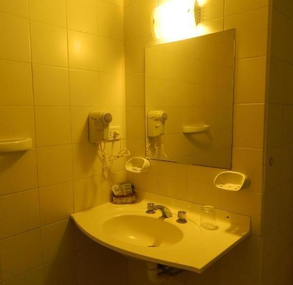 Номер Стандарт Трехместный, Motel A.c.a. Cipolletti