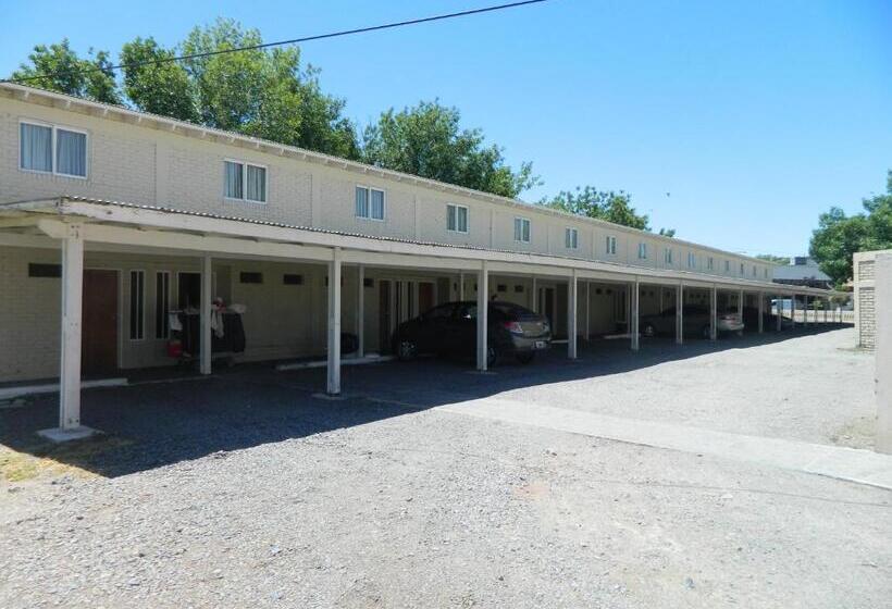 Пятиместный Стандартный Номер, Motel A.c.a. Cipolletti