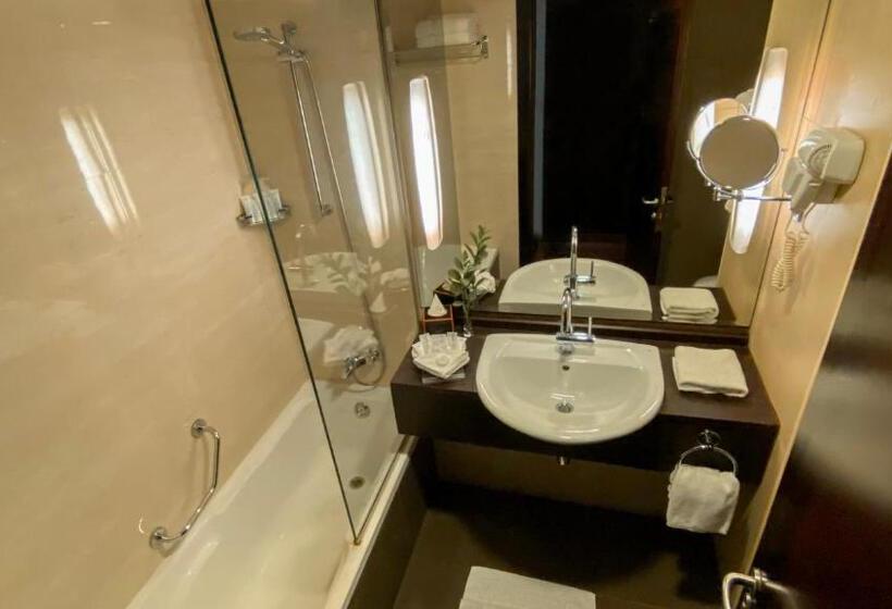 اتاق لوکس با چشمانداز دریا, Oryx Hotel Aqaba